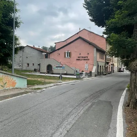 Casa de hóspedes Il Nuovo Cavallo Bianco Giusvalla